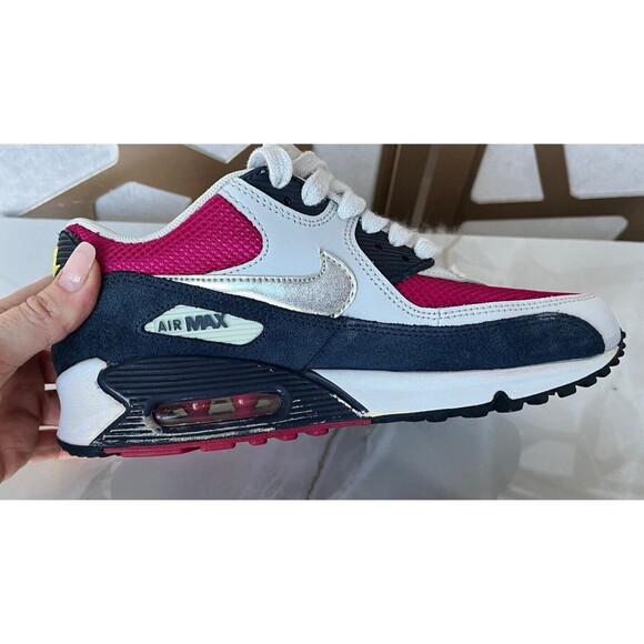 NIKE AIR MAX 90 SPORT FUCHSIA White Women SZ 7 325213-606 Sneakers Shoes - Picture 9 of 12